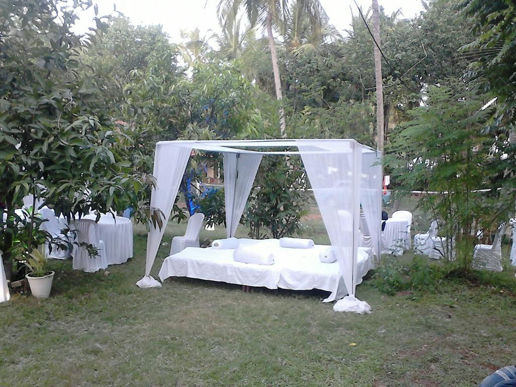 Raikar Guest House Bogmalo Exterior foto